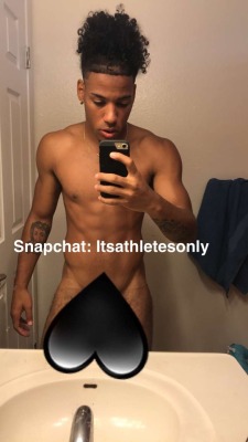 itsathletesonly:  Follow my Snapchat for exclusive content  Snapchat: Itsathletesonly