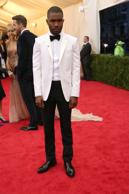 elizabethswardrobe:  Frank Ocean at the Met Gala. 