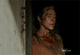 thewalkingdead:  Look at the flowers.