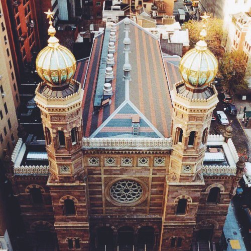 Central Synagogue of New York City.Central Synagogue began as Congregation Ahawath Chesed, founded i