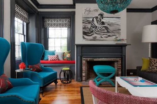 Art and colours. Living rooms can become a real stage.