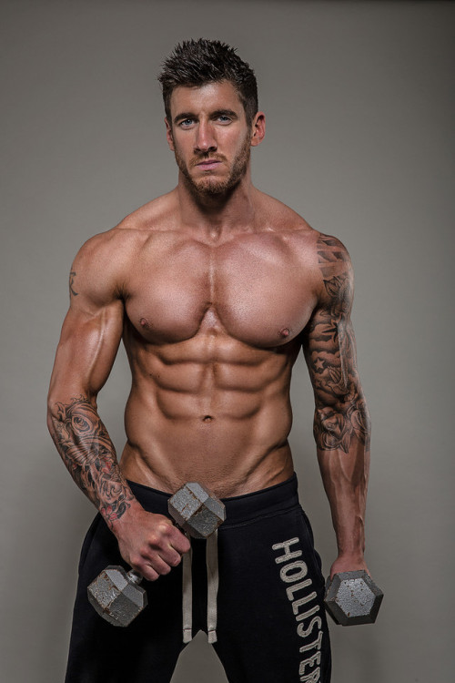 cdnlifter27:  Nathan Smart Photos: Gilles Crofta and Matt Marsh Photography 