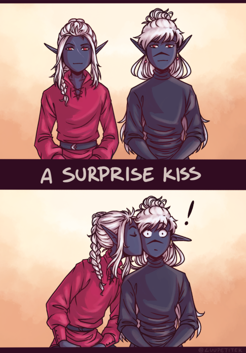 raveniaworld:  Just a very short comic with Sharzen and Vasdorl inspired by a cute cat snap ♥