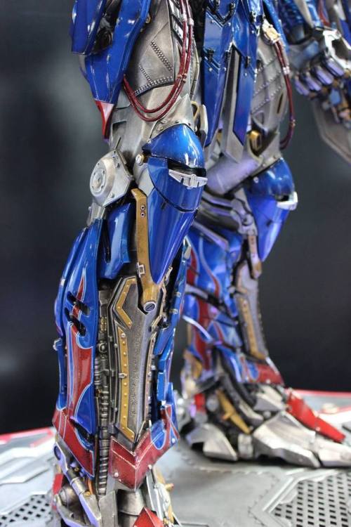 haxanbelial:  Optimus Prime (Transformers: The Last Knight) statue by Prime 1 StudioDisplayed at the International Tokyo Toy Show 2017This is clearly a masterpiece! 