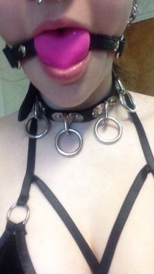 Putridpink:  I Love My Heart Ball Gag From Bdsmgeekshop !  It’s So Cute And Comfy.