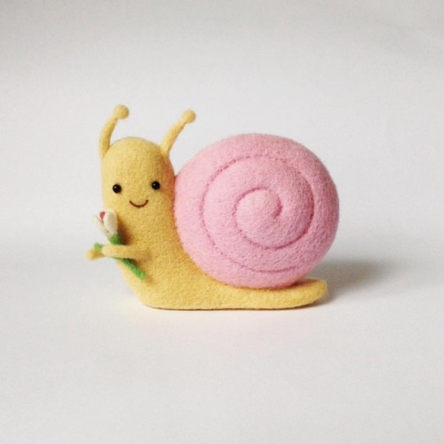 #snail #giftidea #pink #gift #october #funny #flowers #cute #lovely #animals #funnyanimals #wool #ar