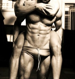 ultimate-men:  FOLLOW ULTIMATE MEN! http://ultimate-men.tumblr.com