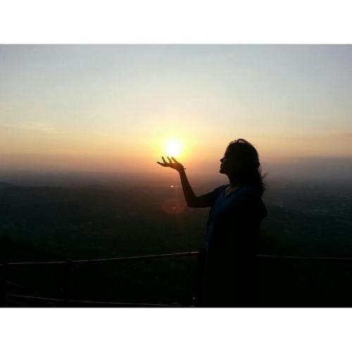 Say goodbye like a sunset, promising to meet again at the other sunrise. – Langit Juni memang 