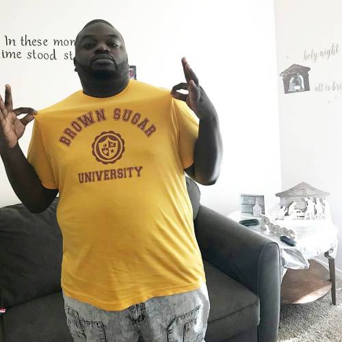 Big thanks to @restorehiphop for rocking our “Brown Sugar University” tee and shopping w