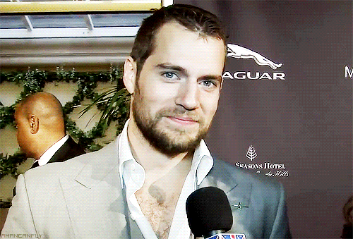 fassyanon:  amancanfly: You can say I’m tall… [x]   I think Chris needs to give