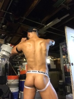 sfgoodboy:  I’m the Gogo meat tonight at