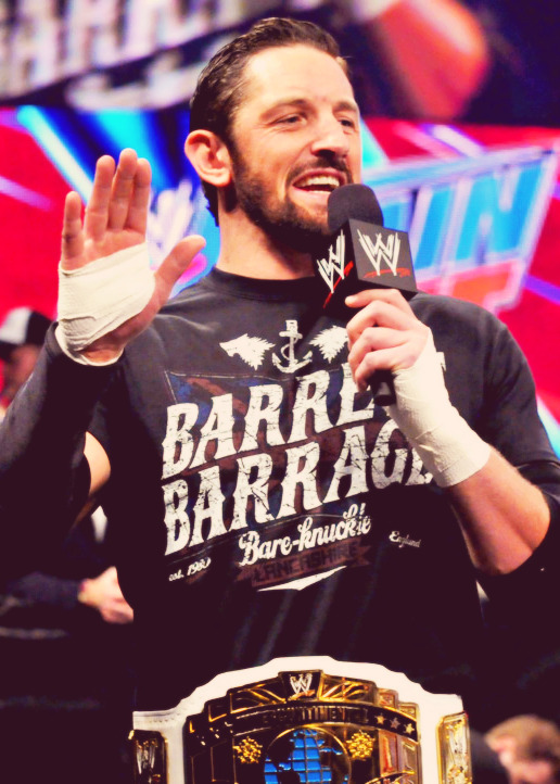 w4de-barrett:  9 favorite pictures of Wade Barrett.