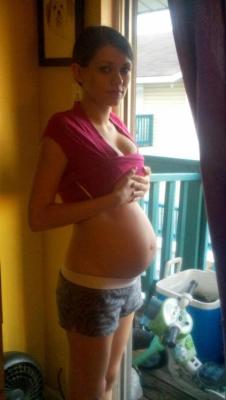 pregnant-world-npc:   Full Gallery - CLICK