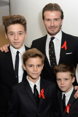 preppykiddacademy101:  David Beckham and his genetically engineered sons. 