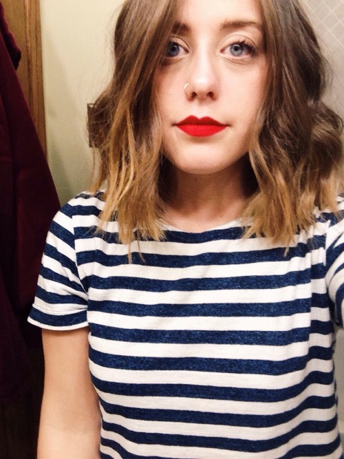 allthetreesofthefield:  Serious selfiez cuz just went to my last class ever and it’s bittersweet. Wut is life.
