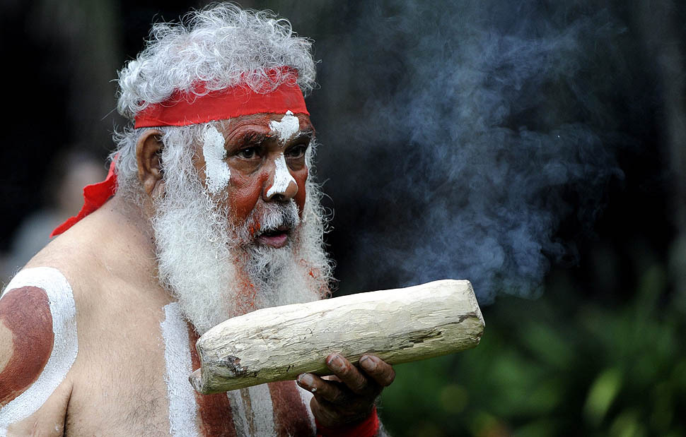 helakui:  I don’t think that the Aboriginals in Australia get half as much attention