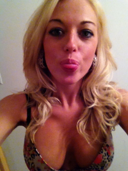 stolenpicsonly:  Ashley Blankenship (Wolf of Wall Street) leaked icloud pics