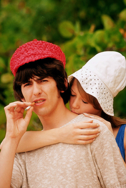 mccheartneyy: twixnmix:  George Harrison and Pattie Boyd on their honeymoon at their rented villa ca