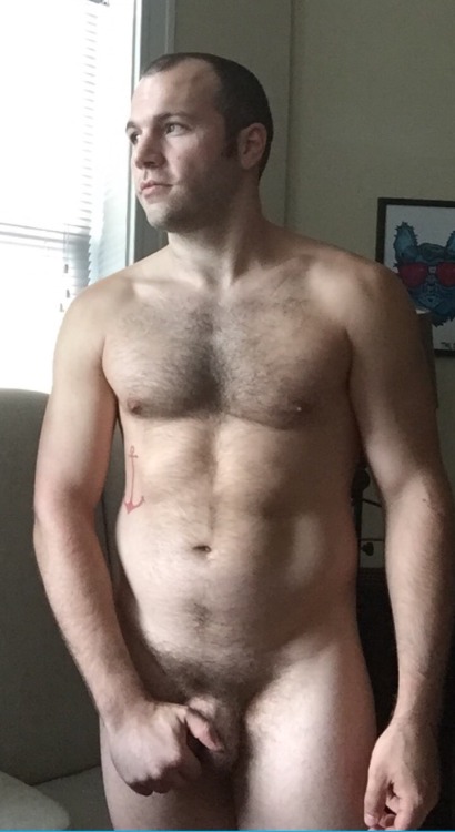 misterclarkrogers:  to the anon: no I’m not still escorting. I’m takin a break while I lean out and trade heavy weights and mountains of food for cardiovascular workouts and carb abstinence! I’ll be back at it in a month or so. but damn if I’m