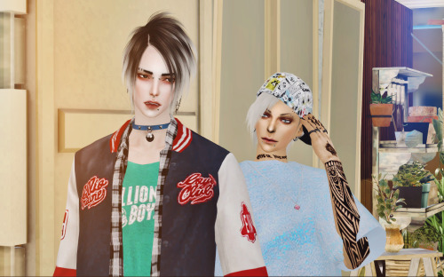 pipi2fonne:the77sim3:domi-reblog:mixki-sim4:Thanks to all cc creators Pose - @mellouwsim , @gampanda