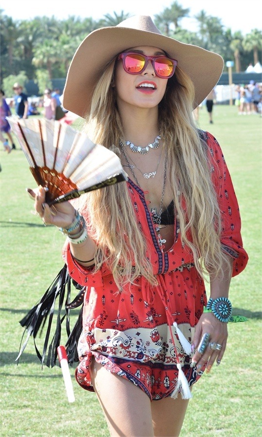 bEAUTIFUL pEOPLE