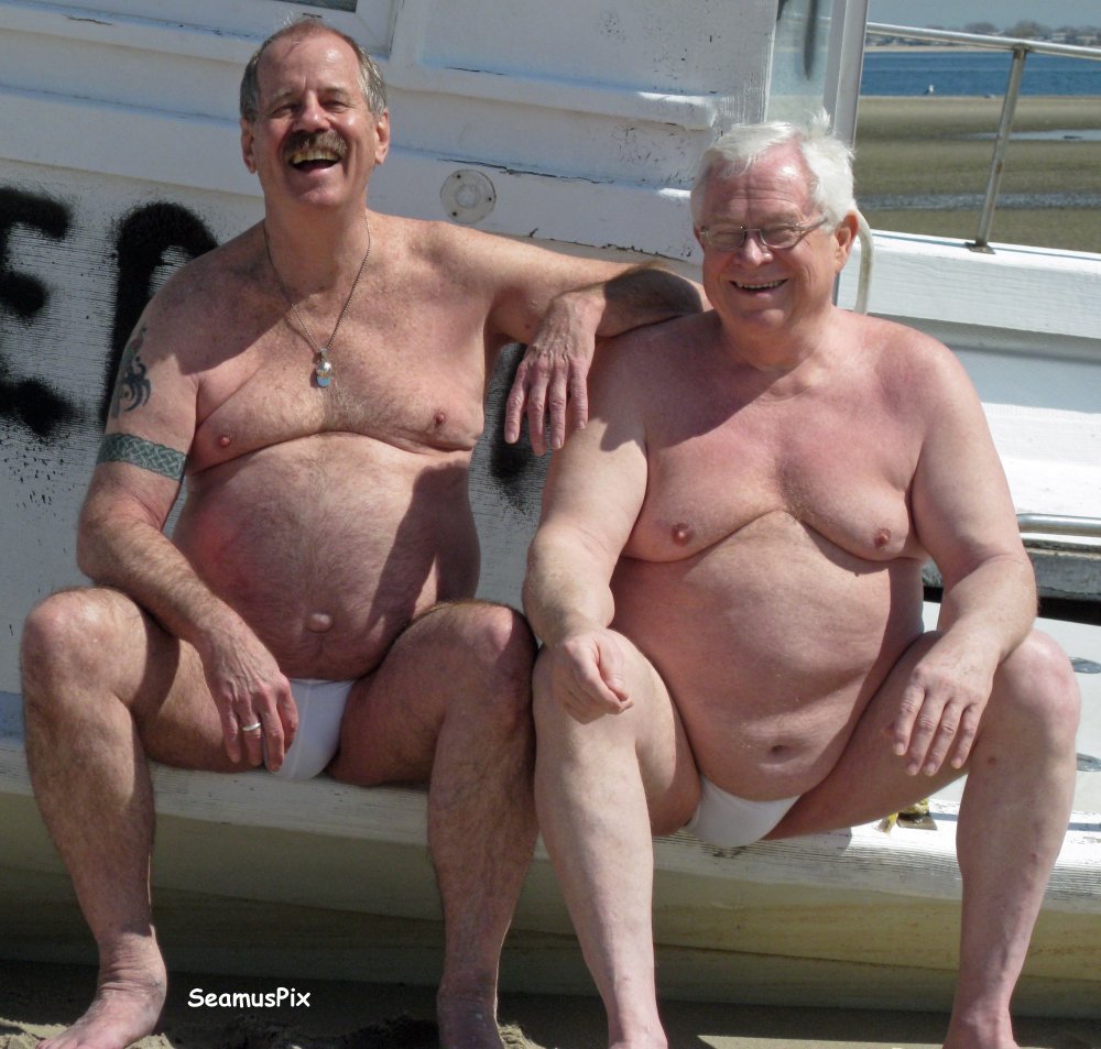 philsdream:  Cute guys 