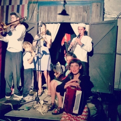 Bluenette Sisters &amp; The Seamen Orchestra #circus #BluenetteSisters #Pennabilli #show #spettacolo