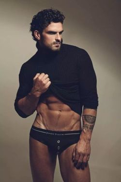 Hot Male Celebs In Underwear