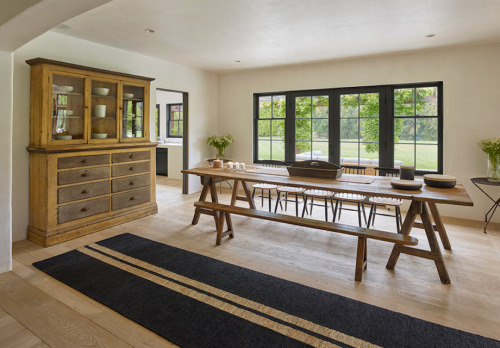 {Bonus post today - James Perse’ Malibu luxe farmhouse.} viaH&H is on Pinterest