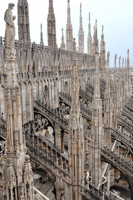 gertrudedats:  Milan Cathedral  is the cathedral church of Milan, Italy. Dedicated