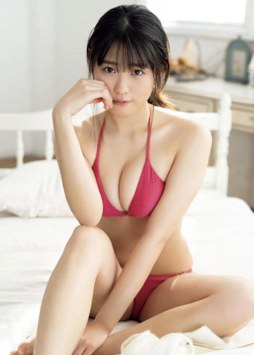 barefeetwiki:  Momoka Ishida