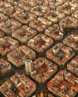 archatlas: Barcelona Tim Orr  