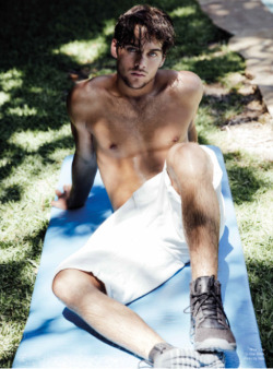 hotfamousmen:    Dylan Sprayberry  