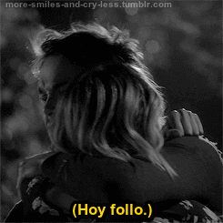 more-smiles-and-cry-less:  Pensamientos en las películas románticas.  