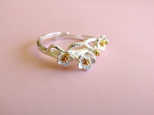 fawnwhispers: Sterling Silver Floral Rings by Kloica Accessories