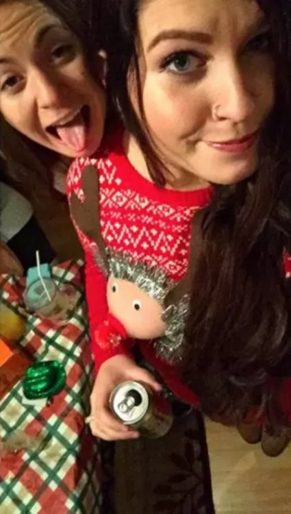 youllremainmyhumbleservant:  bimbo-stripper: masterstoybarbie: @thedarksadisticmaster  classy outfit, get his attention ; )  I have a hard time seeing Rudolph not being able to play any reindeer games. I am certain I can think of one or two. 