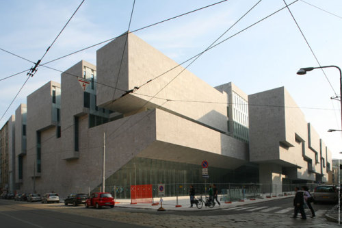 Universita Luigi Bocconi Milan School of Economics/ University Campus (Size: 45,000m2)By Grafton Arc