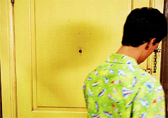 imma-die-by-werewolf:Merry Happy, Human Beings!