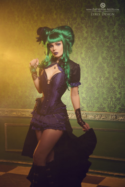 Lyrisdesign:  New Photos From Elisanth! Her Wig Is Inspired By The Art Of Brian Kesinger;