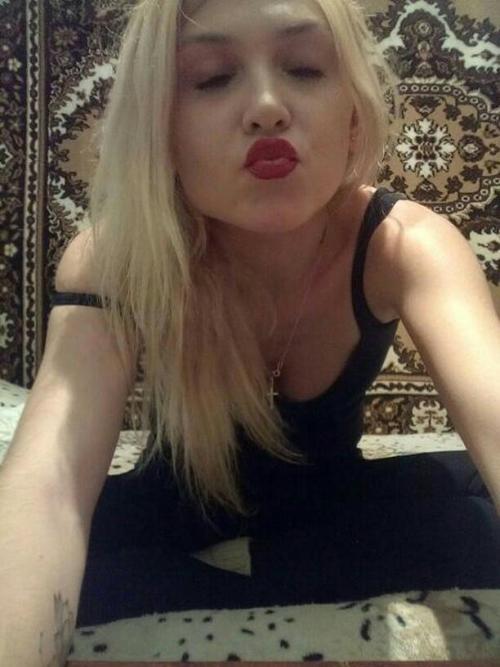 sweet-kristi:Sweet Kristi  Owesome