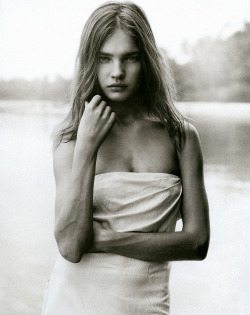 unpoly:  natalia vodianova in “age of innocence” by peter linbdergh for harper’s bazaar, march 2003 
