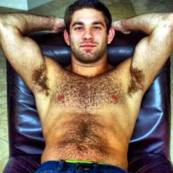 Hairy Men Heaven