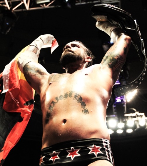 This view is amazing! Exacty how I would see Punk while I’m going down on him.