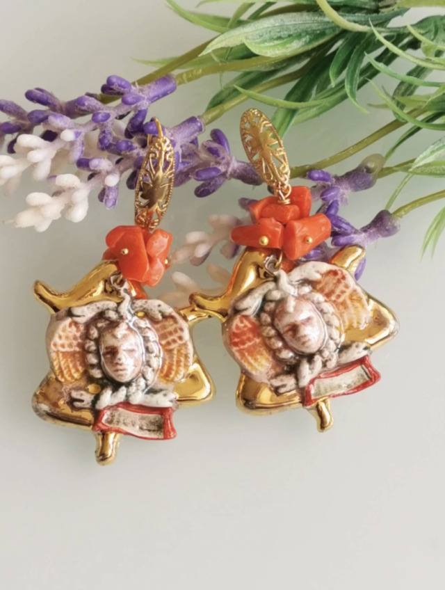 Caltagirone ceramic earrings by EtnaBijoux #earrings#jewelry#accessories#Caltagirone#Trinacria#Sicilian#etsy#handmade#coral#gold leaf