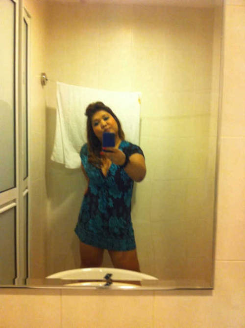 matklenjar: thickcurvyasianmilfs: Looking for more of hers. anyone has? Hajar… Tampines SG Ma
