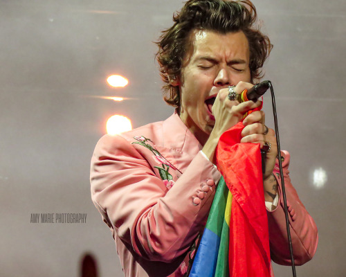 stylesnews:Unseens of Harry in Dallas on June 5th 2020 by Amy Marie.