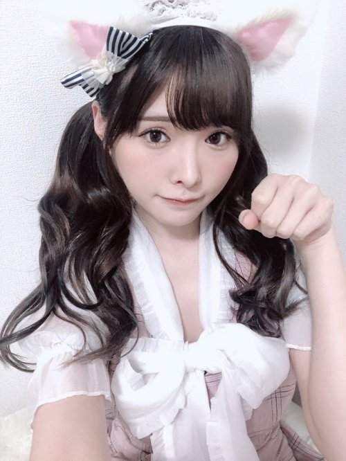 橋本ありなさんのツイート: &ldquo;令和もよろしくにゃんです… &rdquo;