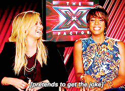alyciadebnam:  Demi understanding a joke a million years later 