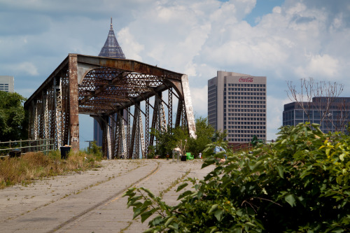 madhouseimages:This is Curtis. This is where Curtis lives, Bankhead Avenue abandoned bridge, Atlan