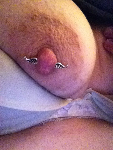 whore&ndash;moanss:  Boobs again. ☺️